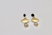 Load image into Gallery viewer, Checkered Black Shamrock Earrings
