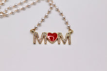 Load image into Gallery viewer, Mom Heart Pearl Necklace
